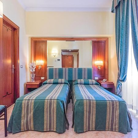 Raeli Hotel Lux Rome Exterior photo