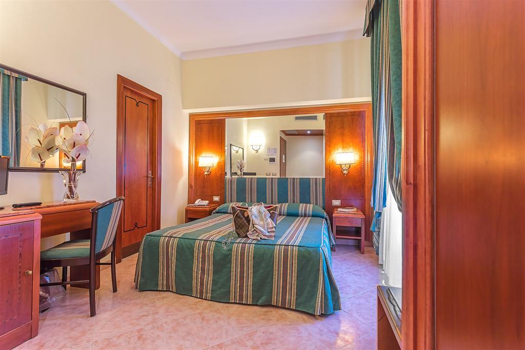 Raeli Hotel Lux Rome Exterior photo