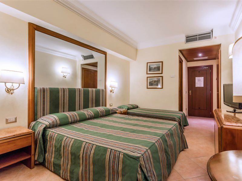 Raeli Hotel Lux Rome Exterior photo