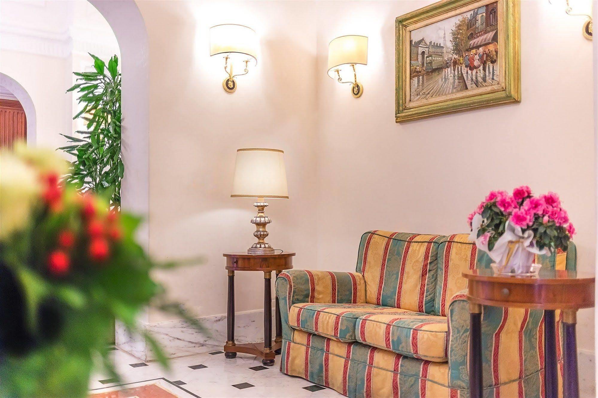 Raeli Hotel Lux Rome Exterior photo