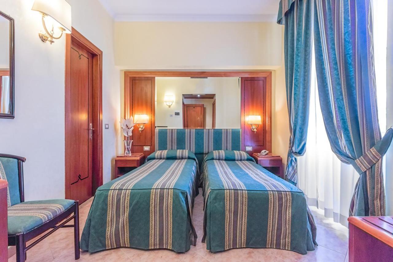 Raeli Hotel Lux Rome Exterior photo